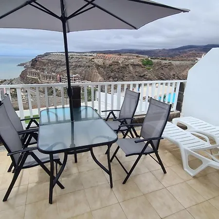 Puerto Rico, Amadores And Teide View