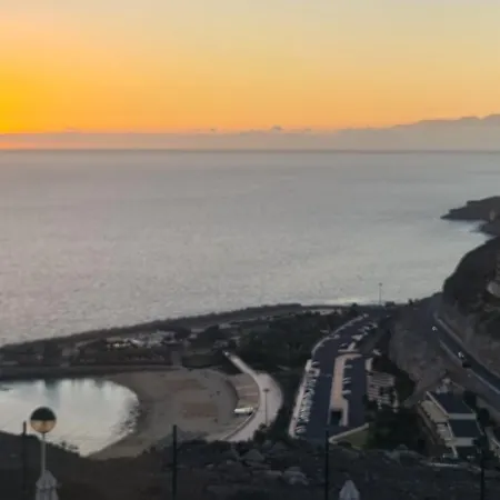 Puerto Rico, Amadores And Teide View *