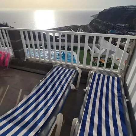 Puerto Rico, Amadores And Teide View *